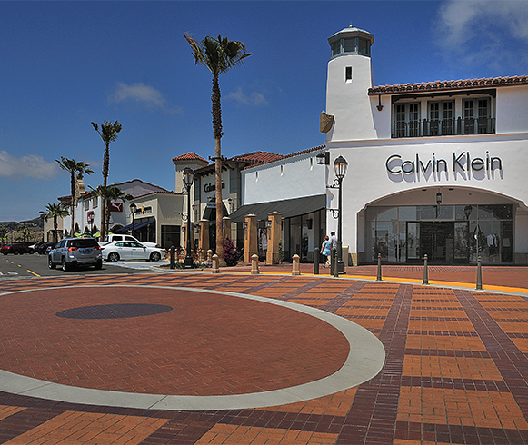 Exterior view of Outlets at San Clemente