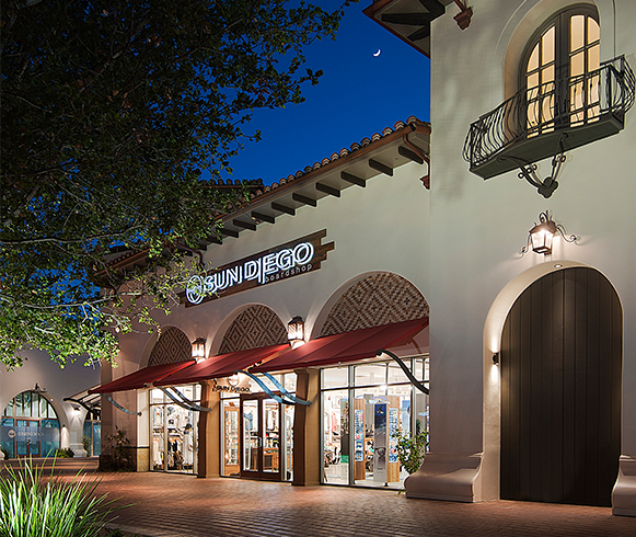 Exterior view of Outlets at San Clemente