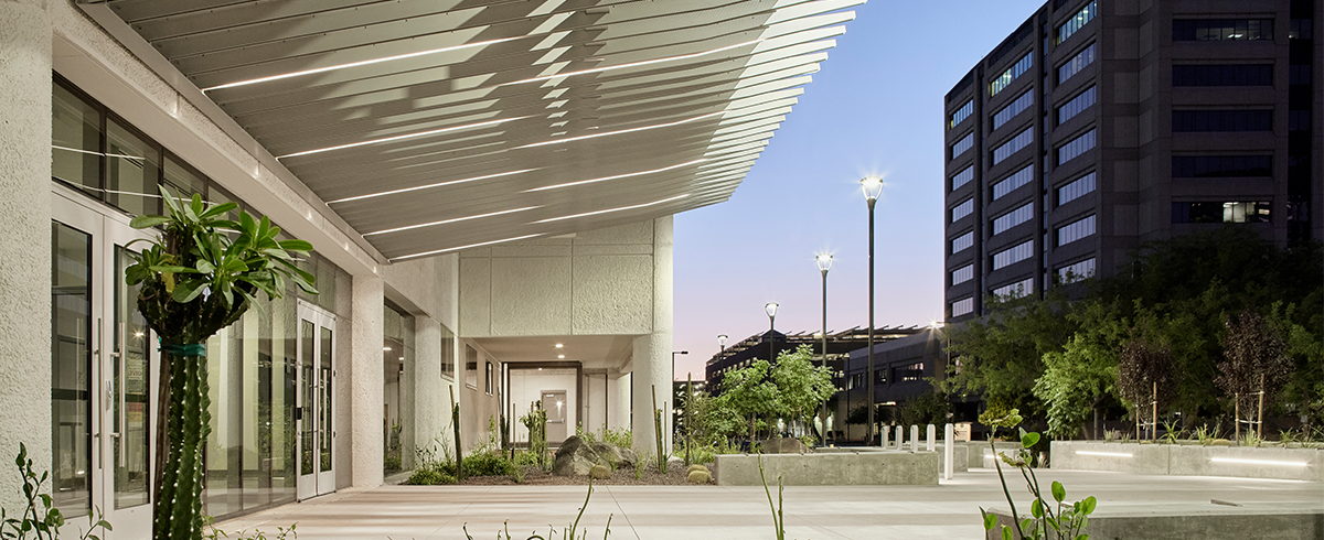 Exterior view of entrance to Maricopa County 225 W. Madison