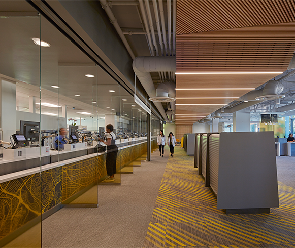Front desk at Kaiser Hollywood Romaine