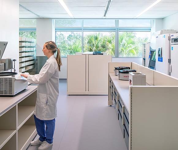Interior view of workspace in the Sarah Cannon Research Institute