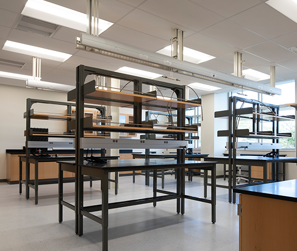 Interior view of student laboratory in the Pacific Biosciences Research Center at the University of Hawaii