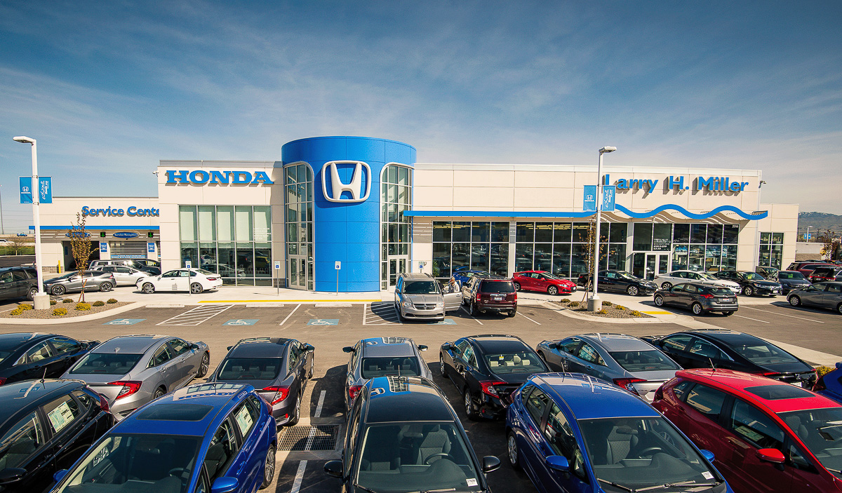 Exterior view of parking lot at the Larry H. Miller Honda